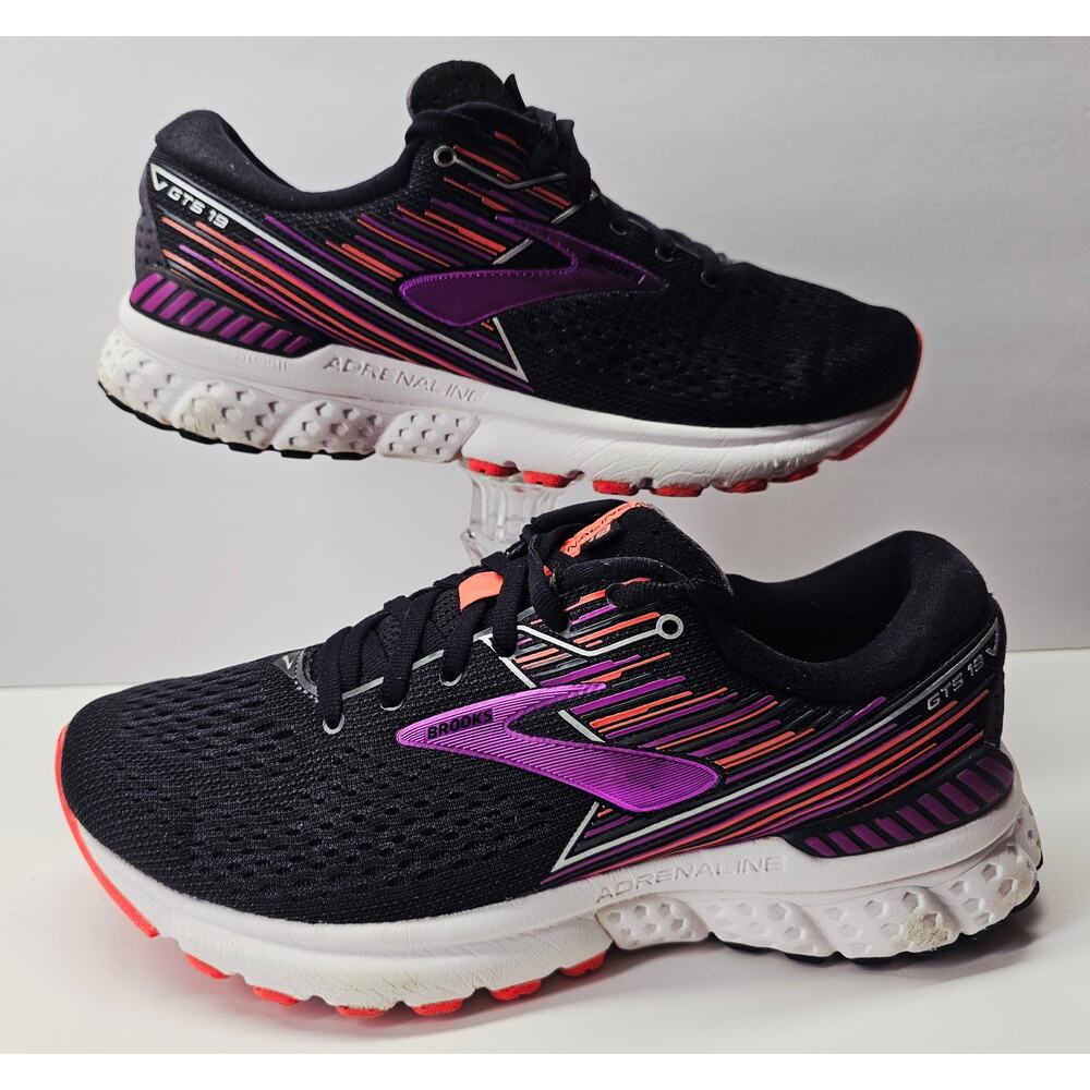 Brooks Women 8.5 Comfy footwear
